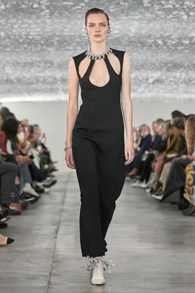 Look 66